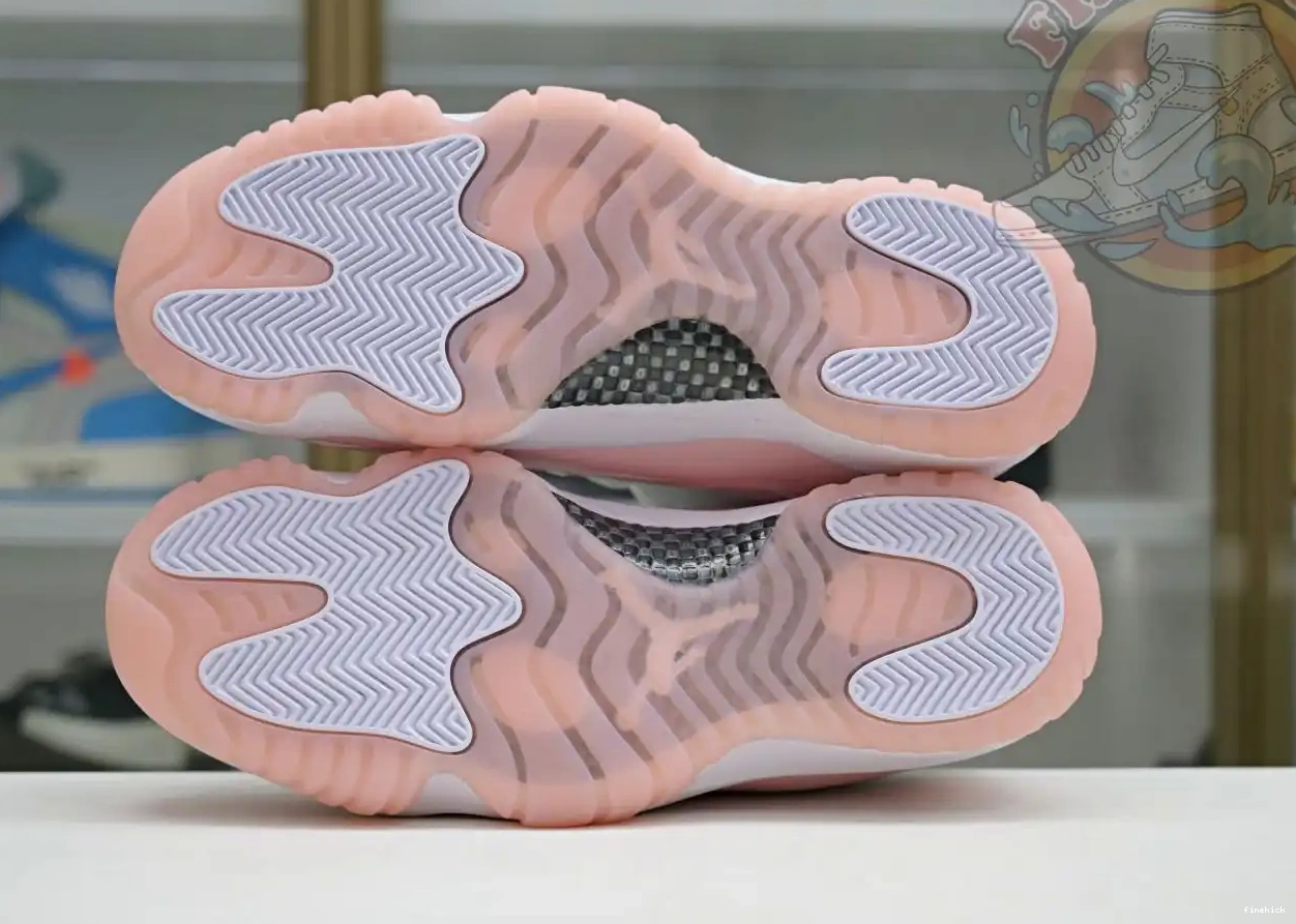 Jordan Air 11 WMNS Low Jordan 0616